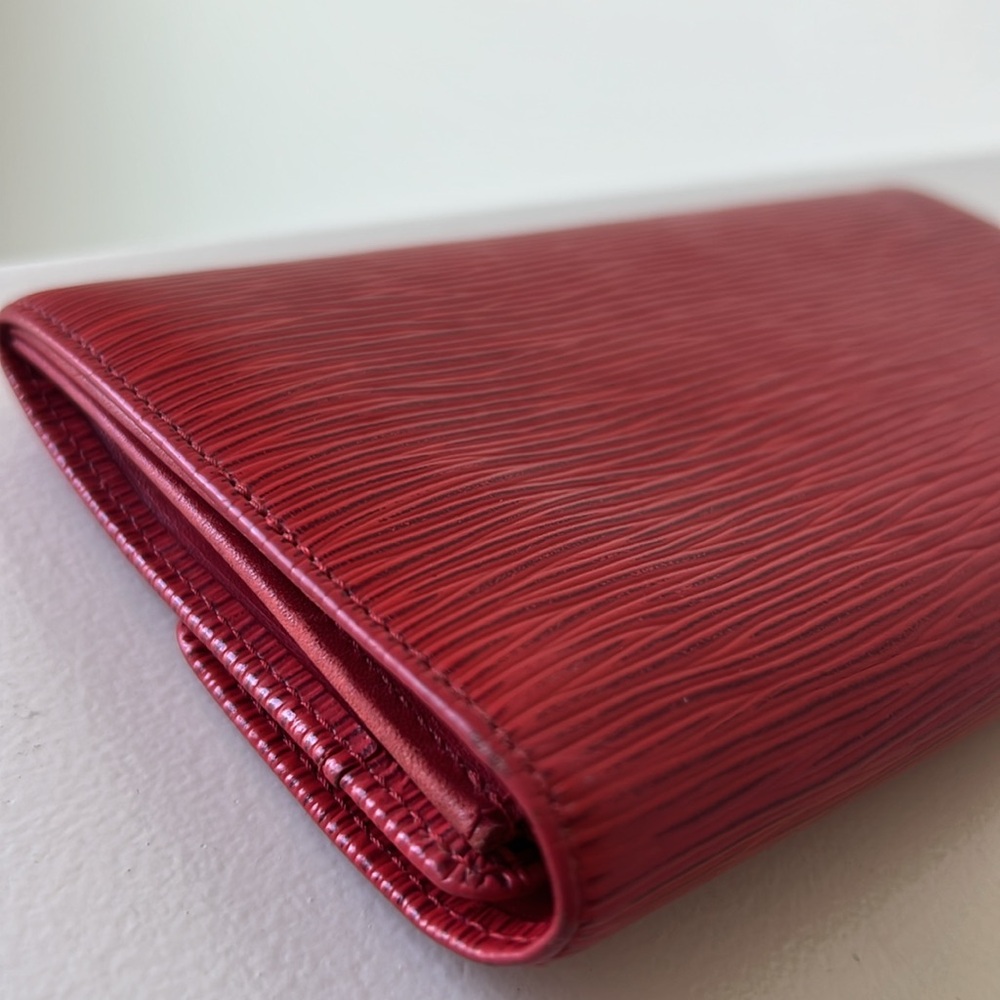 Louis Vuitton Red Epi Continental Wallet - Picture 6 of 13